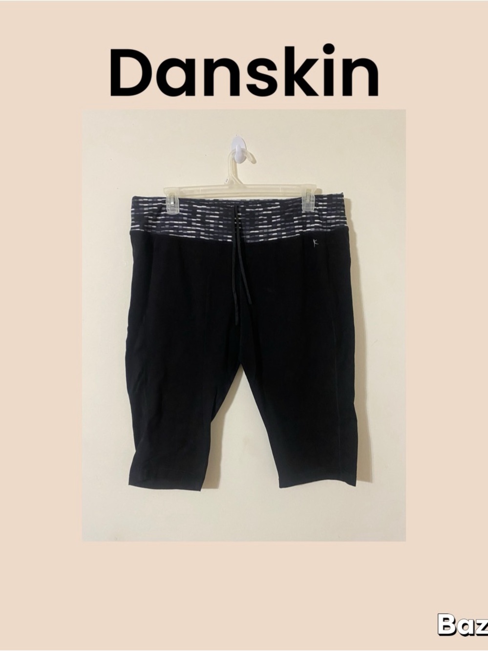 Danskin Women’s Black Capri Leggings with Patterned Waistband Size 2X